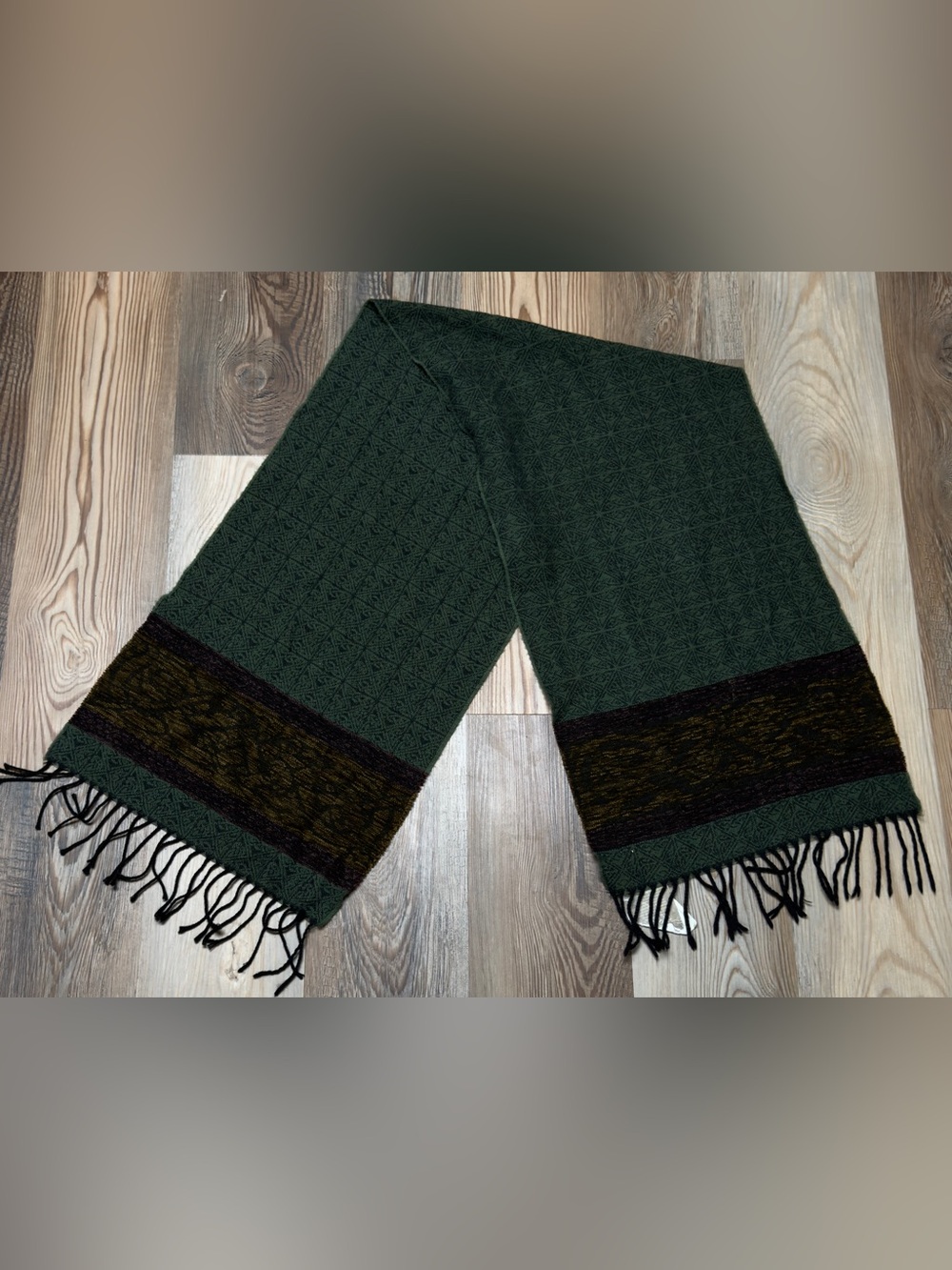 Aran Sweater Market Ireland Celtic Border Fringe Scarf Green Wool Blend NWT